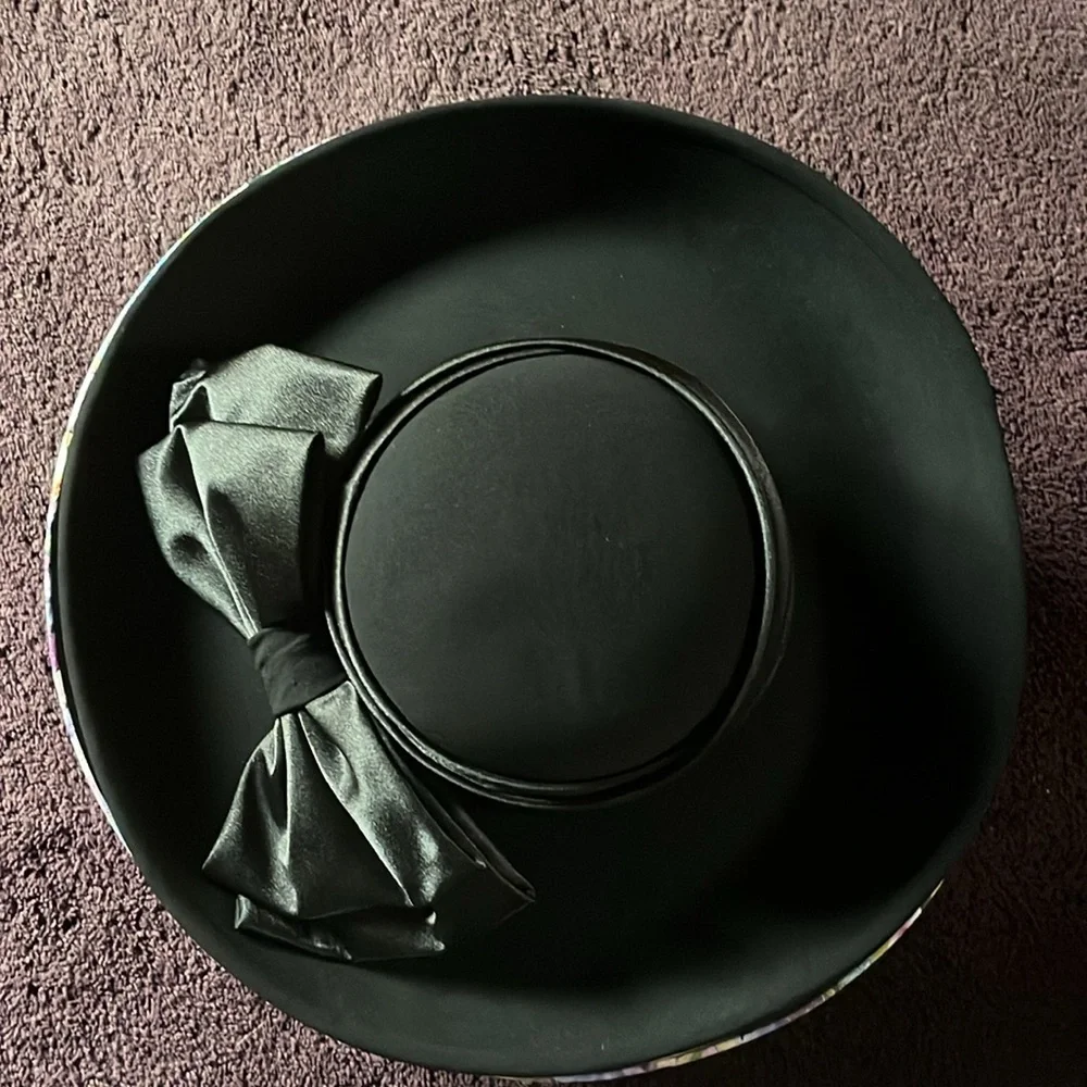 ML Studio Hat , Derby Hat, Church Hat Black Big Bow Wide Rim Millinery - Picture 2 of 15